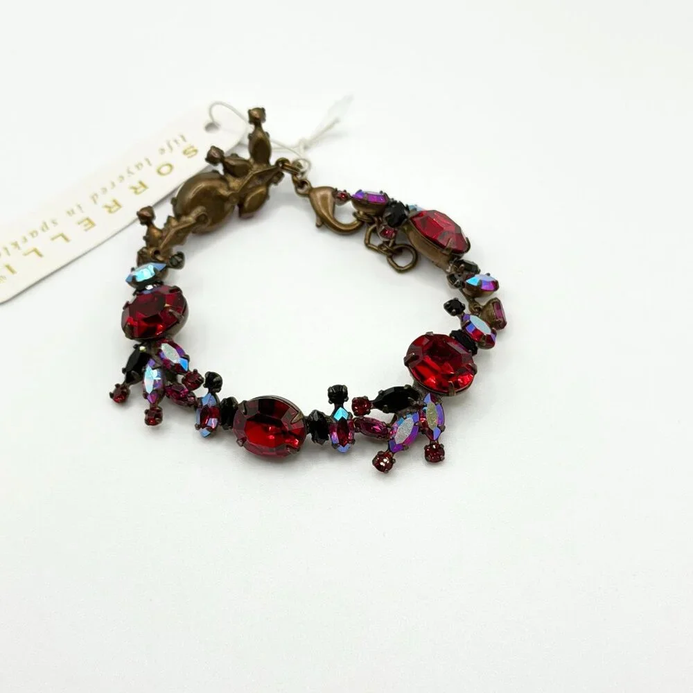 Sorrelli Classic Clover Bracelet With Red Swarovski Crystals & Antique Gold-Tone